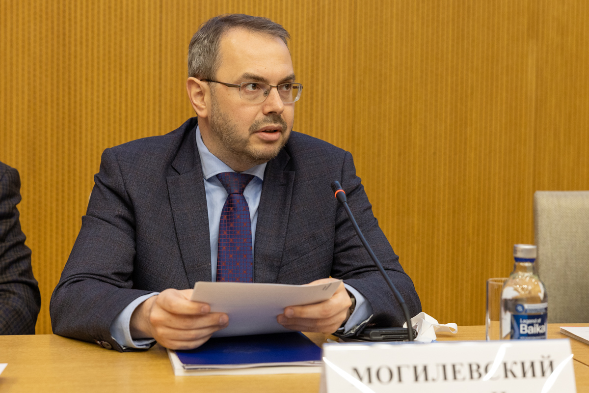 Перед участниками выступил заместитель министра науки и высшего образования Константин Могилевский 