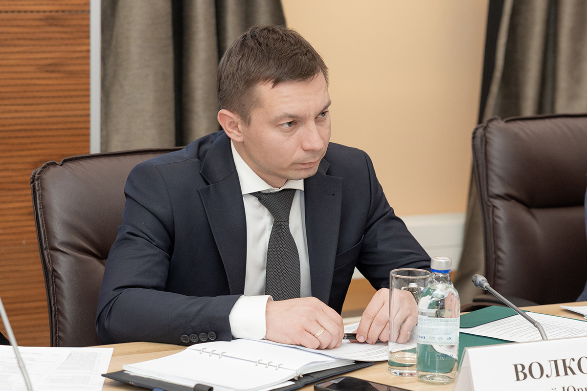 И. о. ректора КРСУ Сергей Волков И. о. ректора КРСУ Сергей Волков