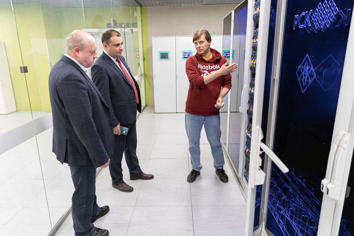 Делегация Заполярного транспортного филиала «Норникеля» на экскурсии в СКЦ «Политехнический» Делегация Заполярного транспортного филиала «Норникеля» на экскурсии в СКЦ «Политехнический»
