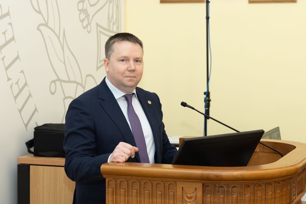 Учёный секретарь СПбПУ Дмитрий Карпов Учёный секретарь СПбПУ Дмитрий Карпов