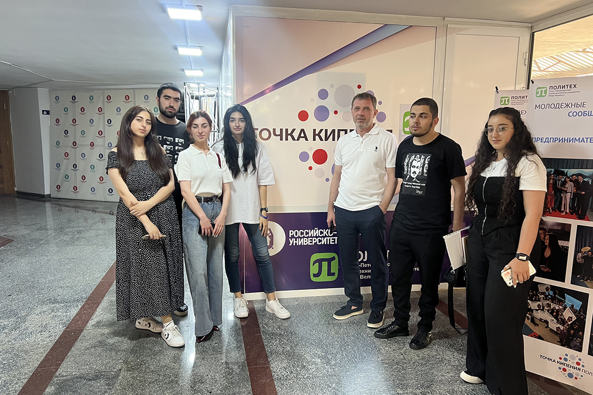 Павел Козловский провёл занятия в РАУ 