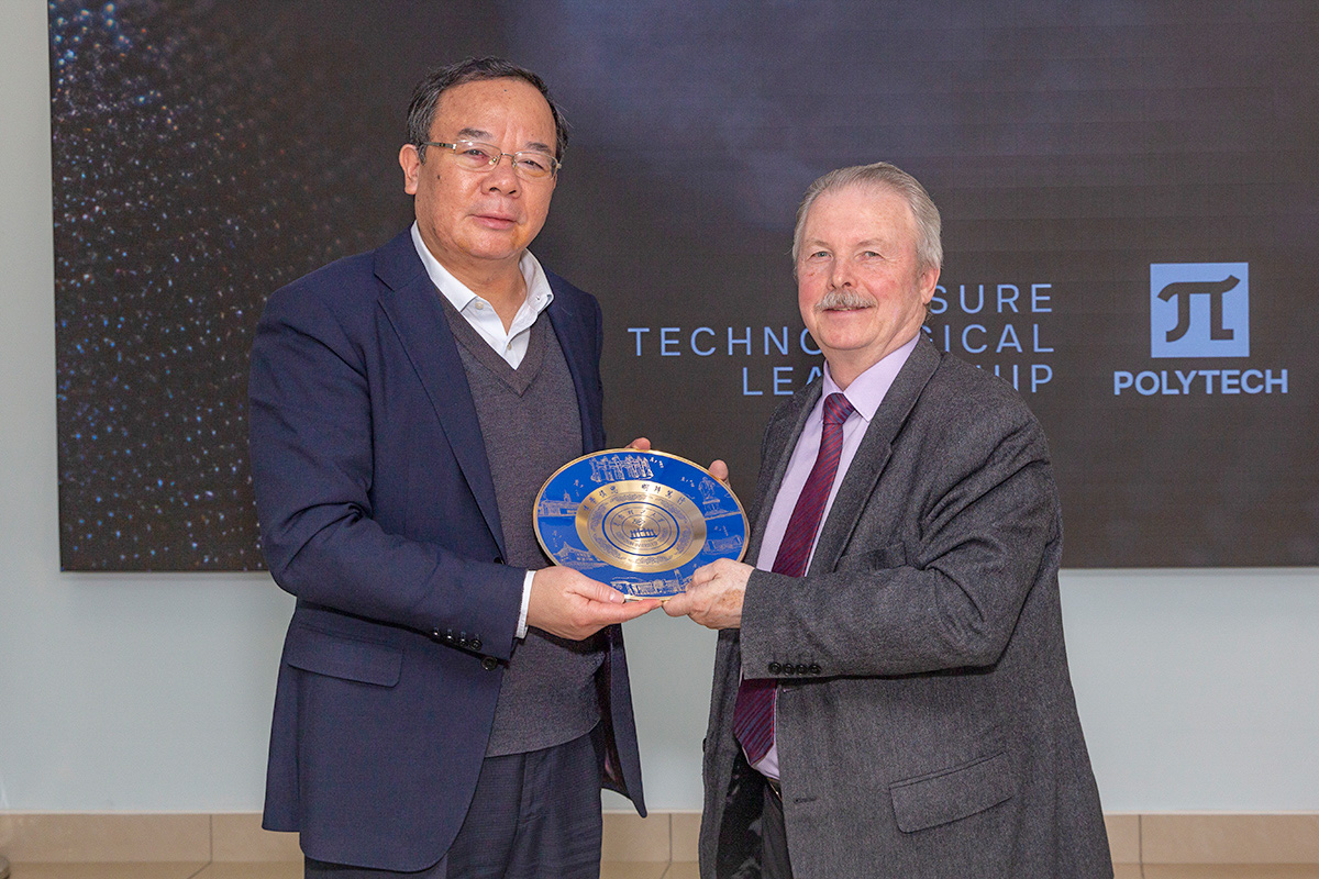 Ли Чжэн и Владимир Хижняк 