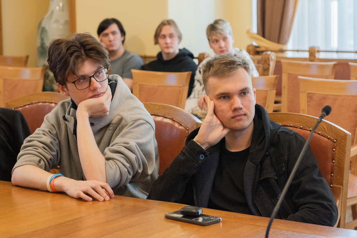 Студенты СПбПУ Студенты СПбПУ