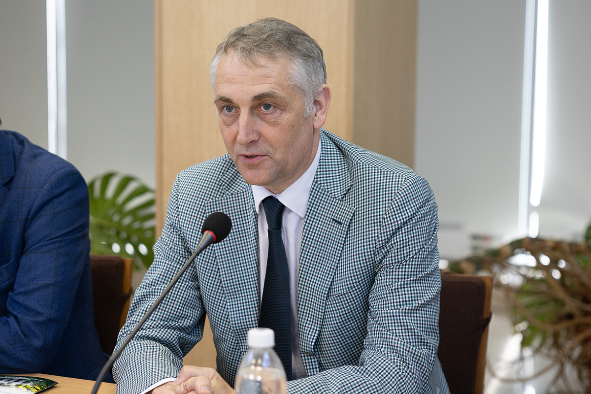 Первый проректор СПбПУ Виталий Сергеев Первый проректор СПбПУ Виталий Сергеев