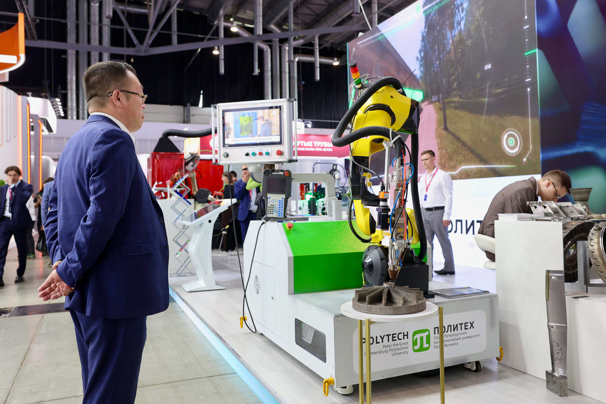 Политех на выставке ИННОПРОМ: день третий 