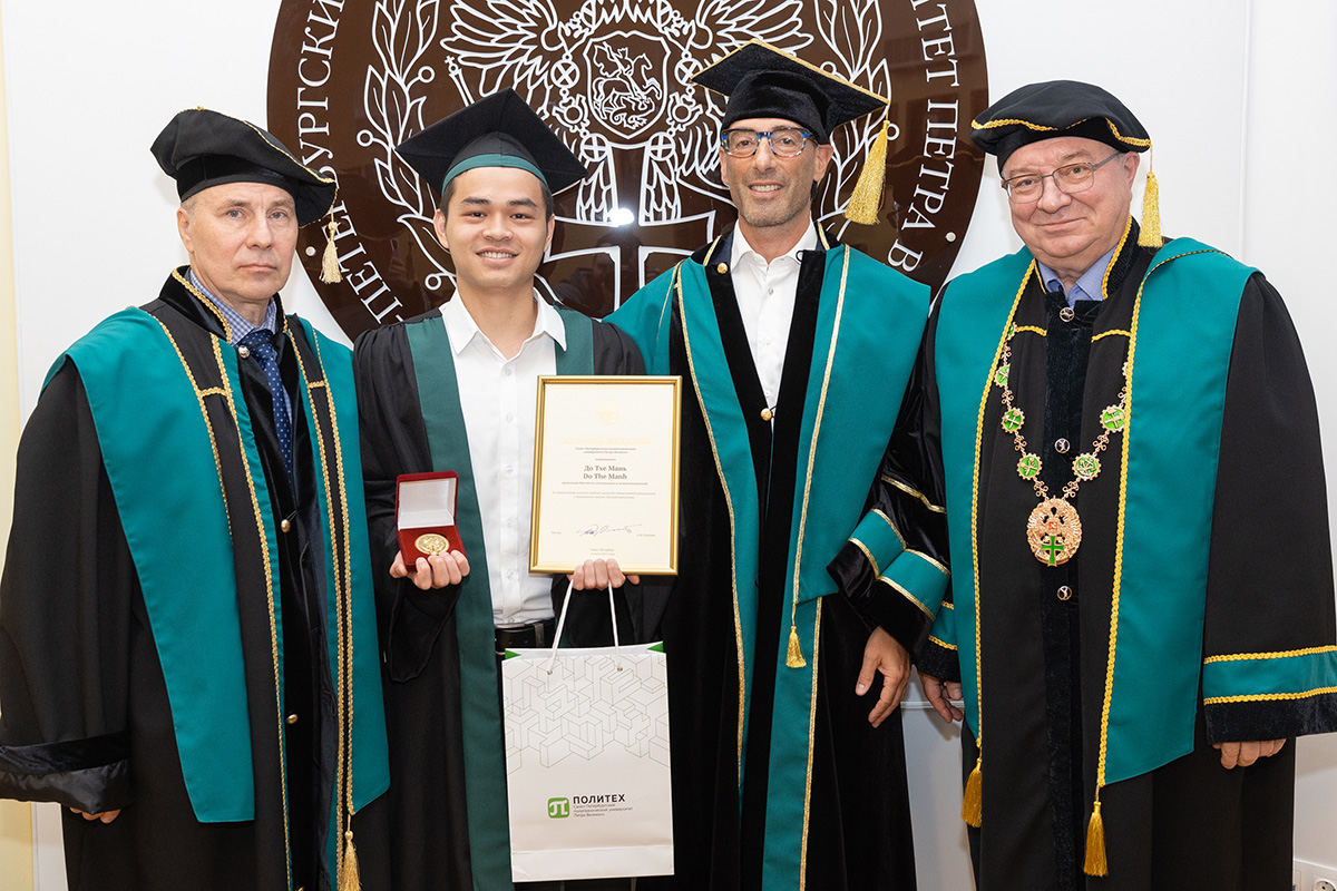 До Тхе Мань – золотой медалист из Вьетнама 