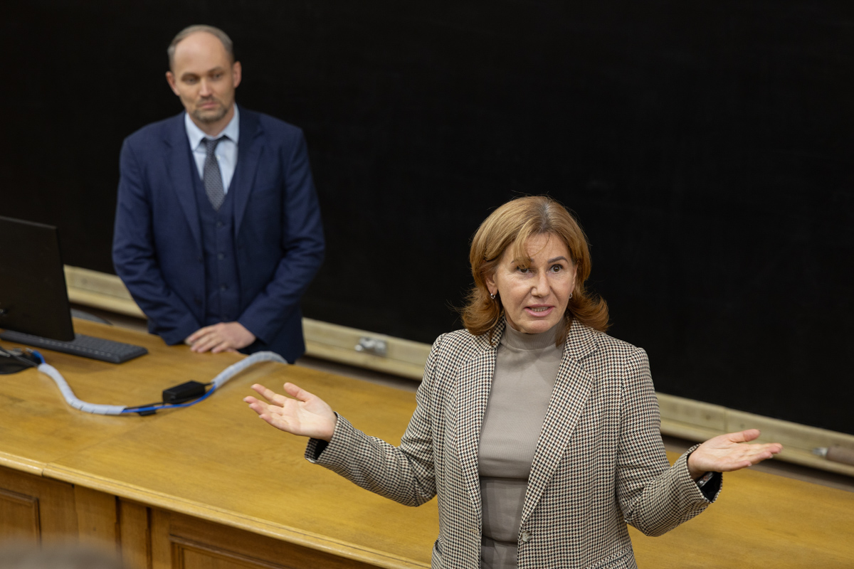 Председатель коллегии Эндаумент-фонда, директор департамента экономики и финансов СПбПУ Елена Виноградова 