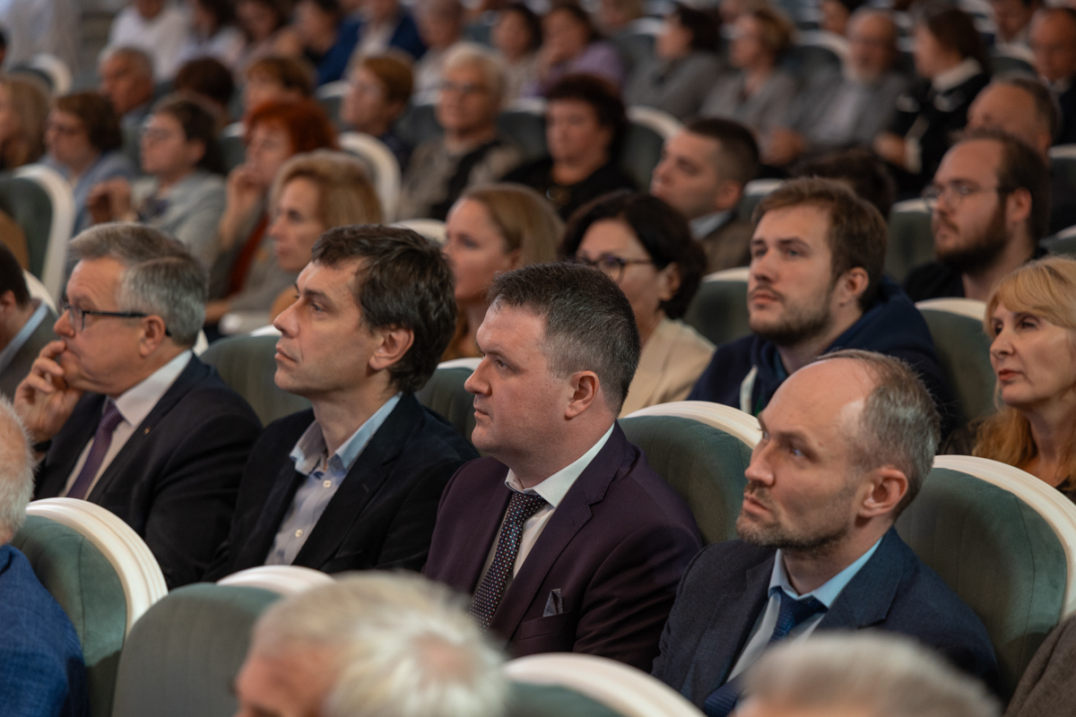 Встреча ректора с коллективом СПбПУ Встреча ректора с коллективом СПбПУ