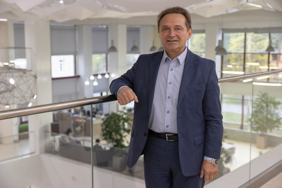 Владимир Иванов 