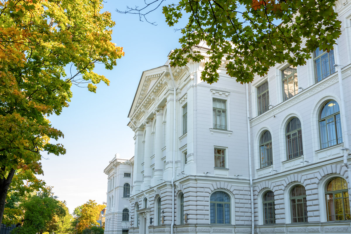 «Золотые Имена Высшей Школы»: чествуем политехников 