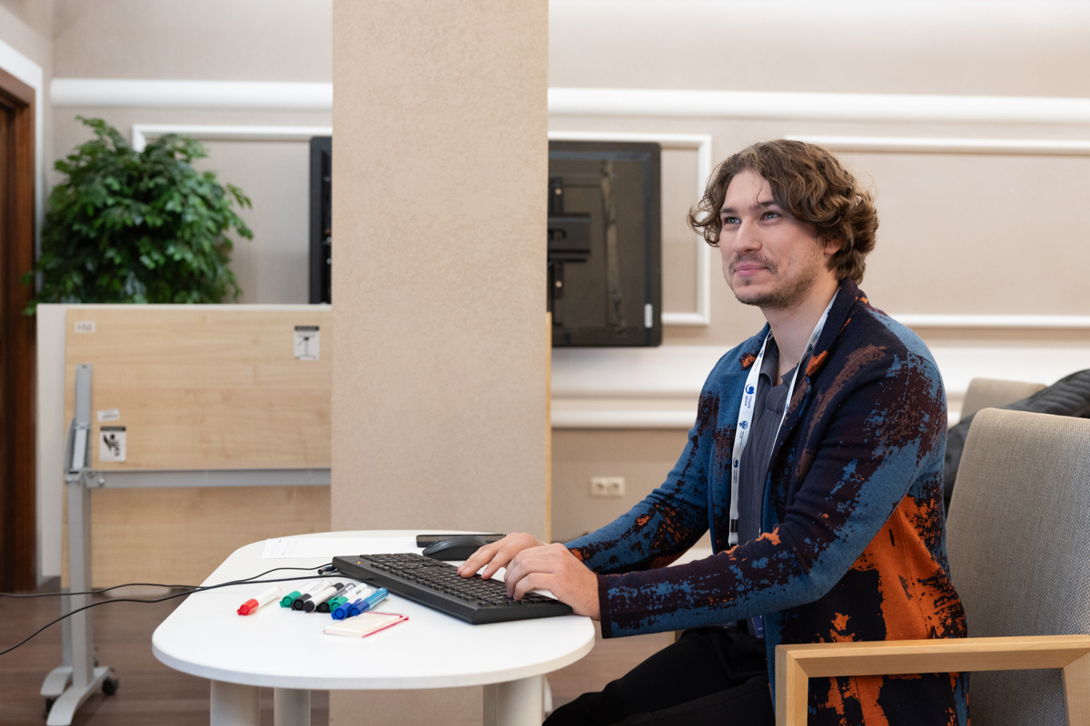 Творческие и технические вузы России обсудили совместный путь к технологическому суверенитету 