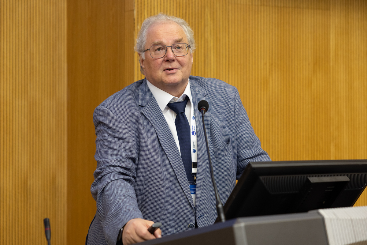 Директор ПИШ СПбПУ «Цифровой инжиниринг», главный конструктор по научно-технологическому направлению СПбПУ Алексей Боровков 