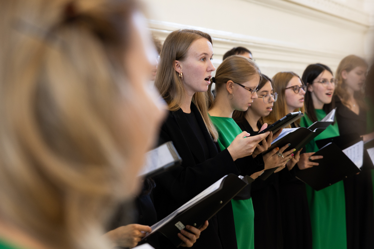 Музыкальные перемены наполняют вуз особой энергией 