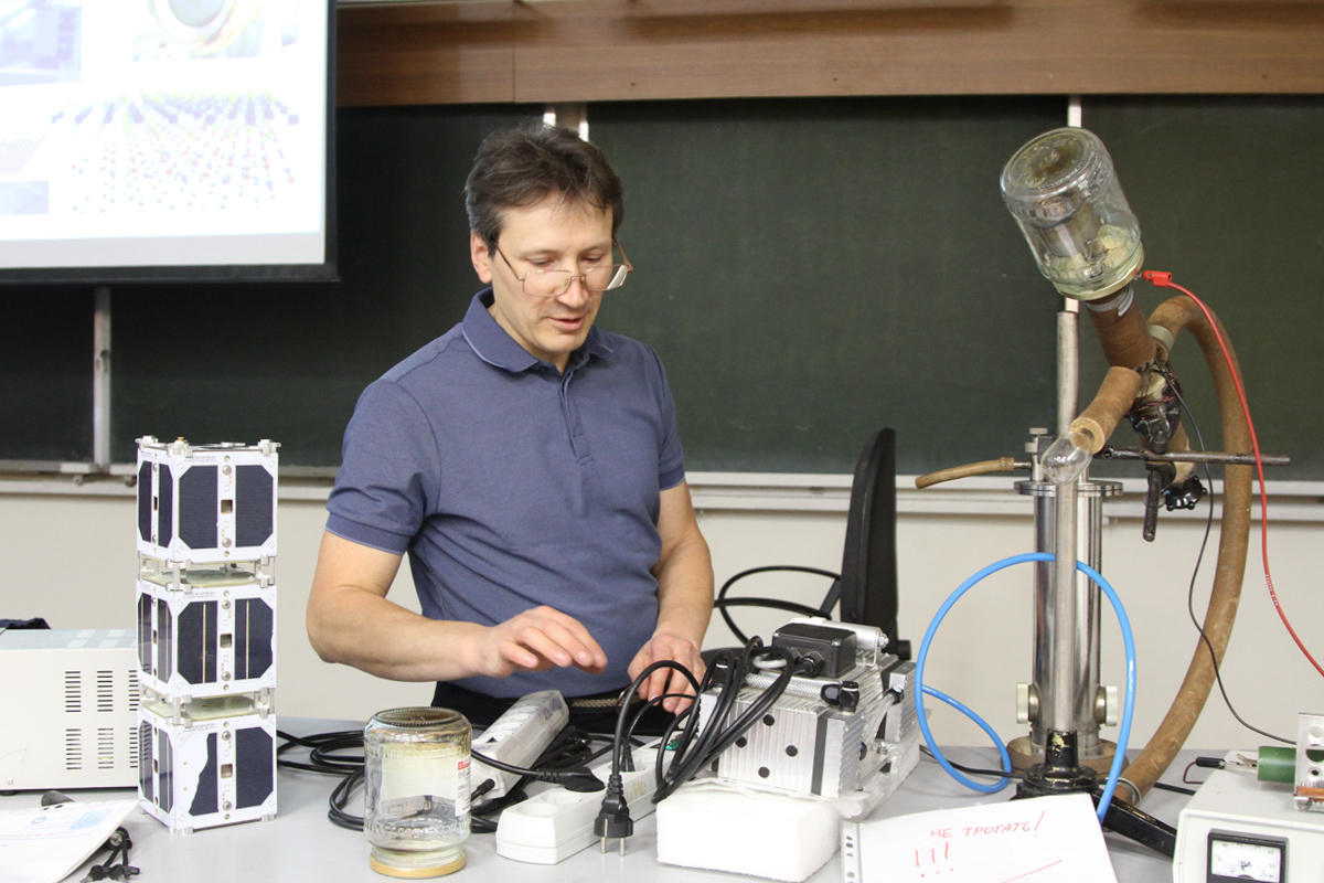 Лекция от Института электроники и телекоммуникаций 