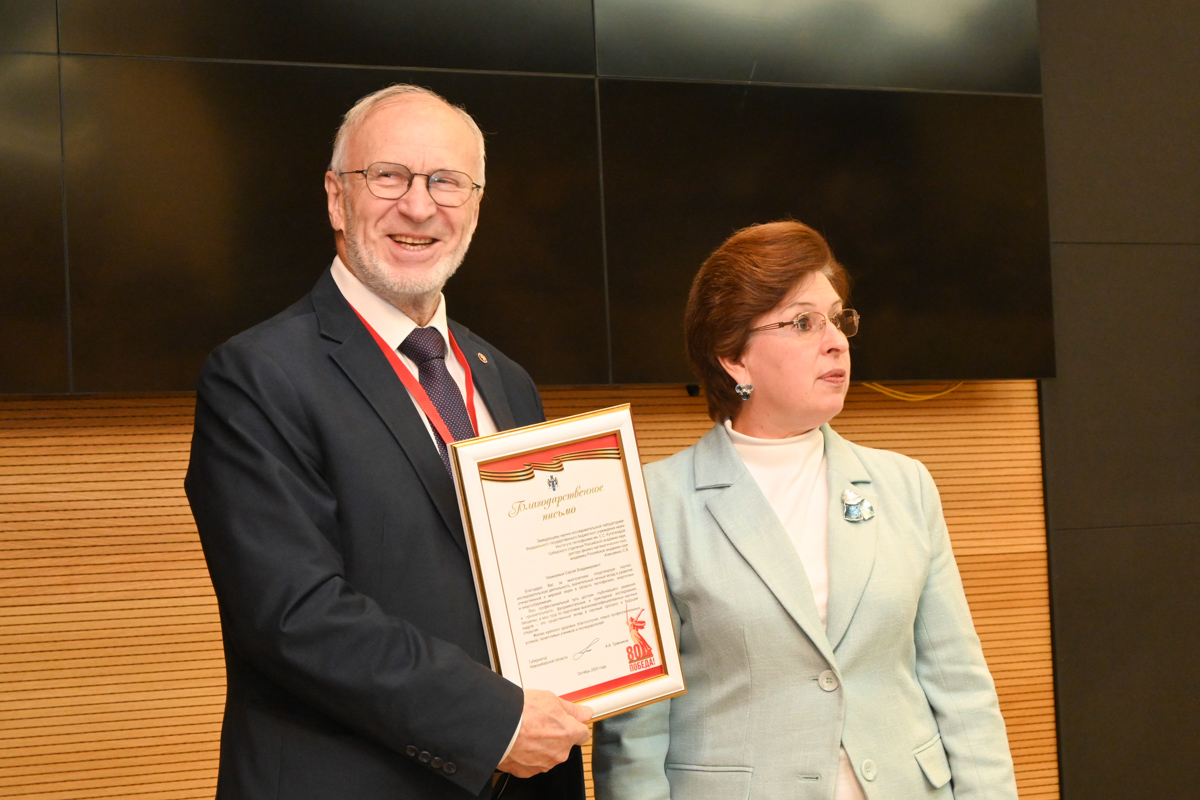 Академик РАН, научный руководитель ИТ СО РАН Сергей Алексеенко 