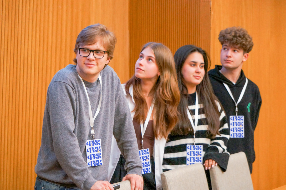 Программа форума включала в себя блок нетворкинга, практическую часть с проведением кейс-чемпионата и лекцию от представителя компании Kept 