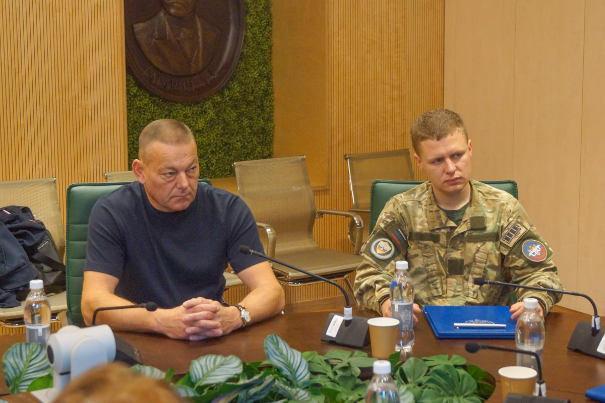 Представители Ассоциации ветеранов 