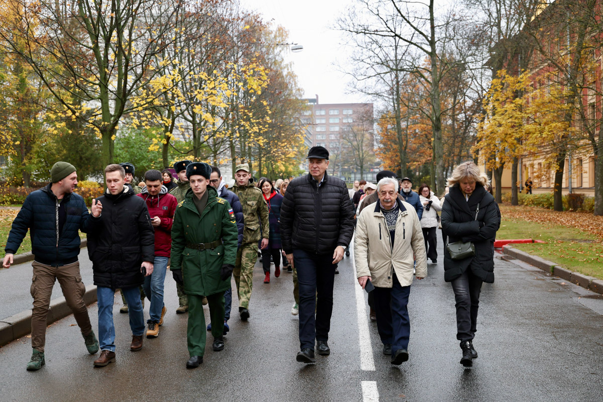 Больше двадцати лет КНВШ проводит субботники на территории Политехнического университета