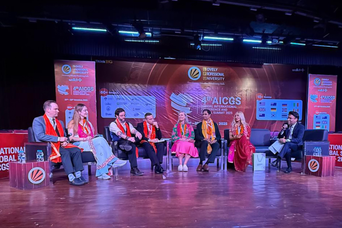 Пленарная сессия Глобального саммита AICGS-2025 