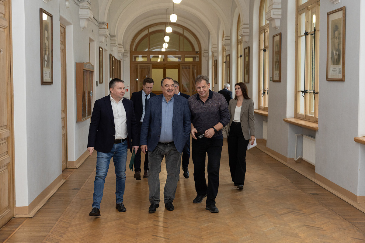 Экскурсия по Политеху 