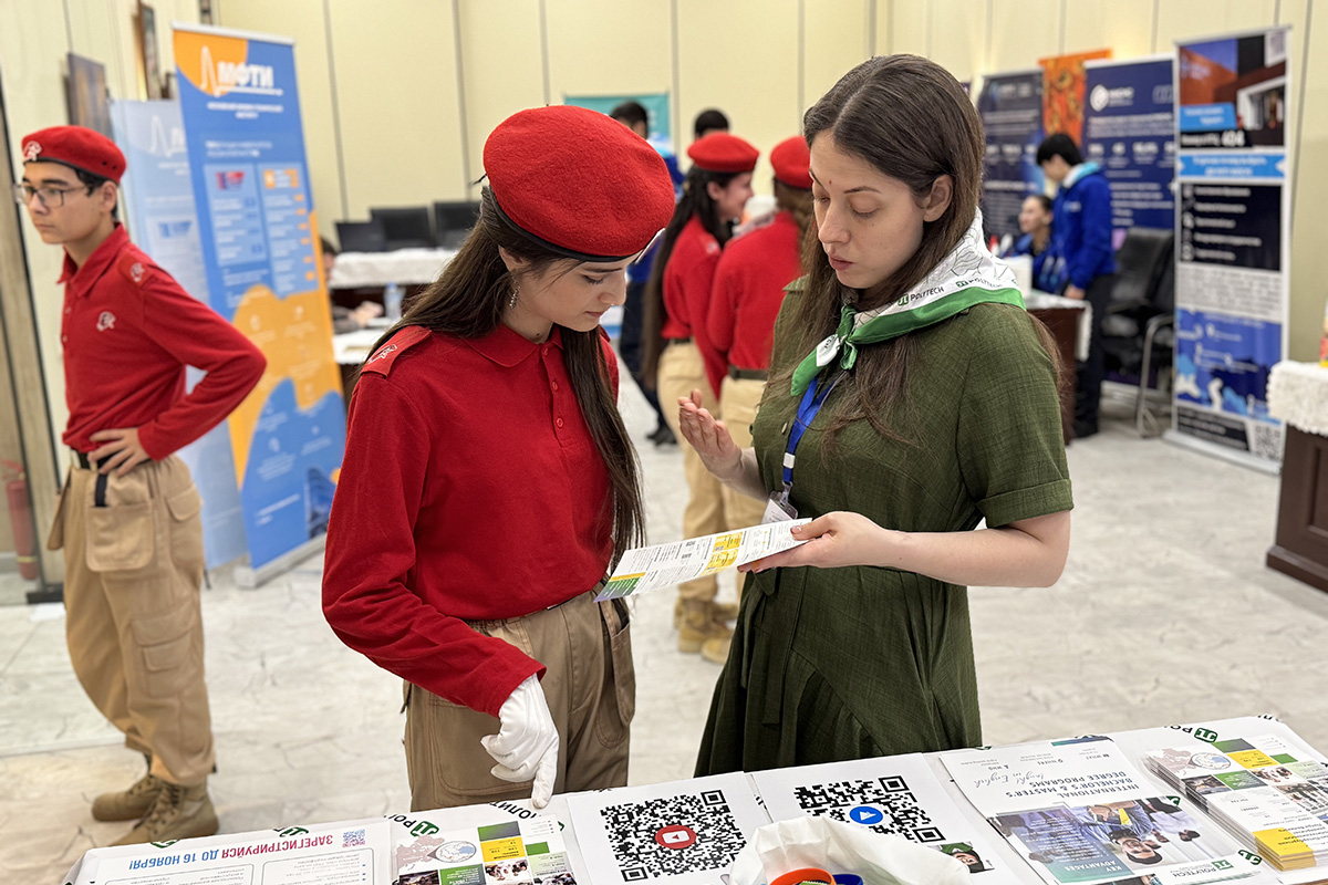 Индивидуальные консультации с абитуриентами Таджикистана 