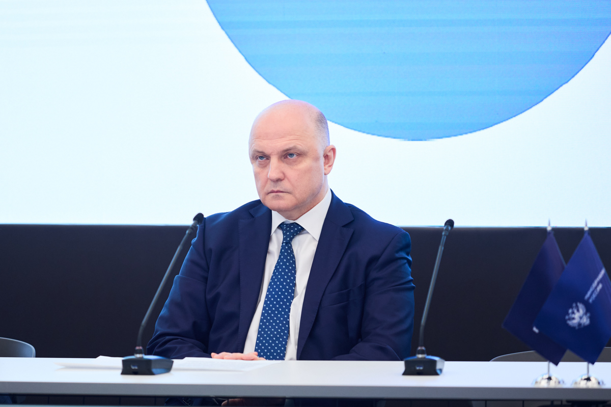 Заместитель Председателя правления, начальник Департамента «Газпром» Олег Аксютин 