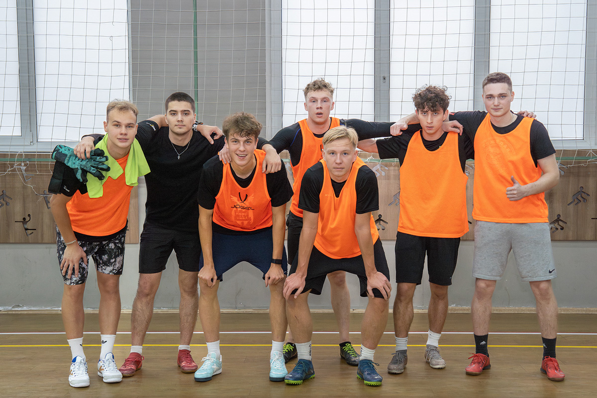 Футбольная команда 