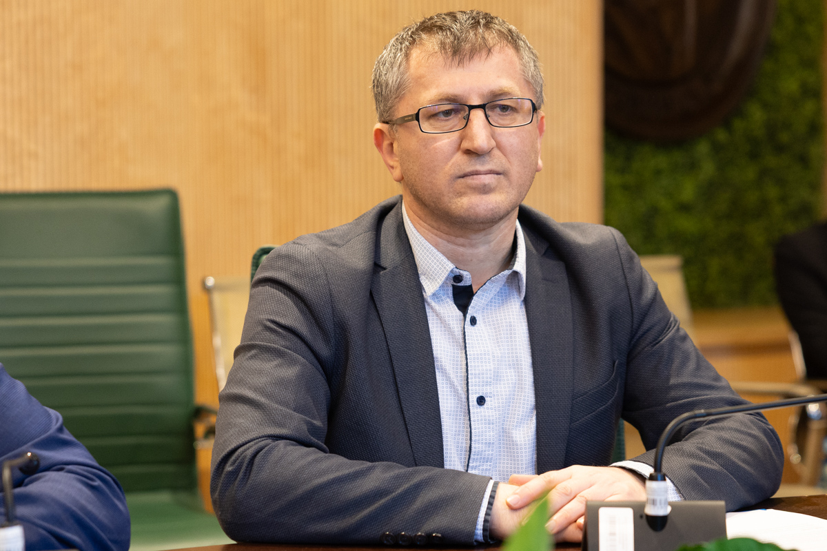 Директор Центра интеллектуальной собственности и трансфера технологий СПбПУ Исмаил Кадиев 