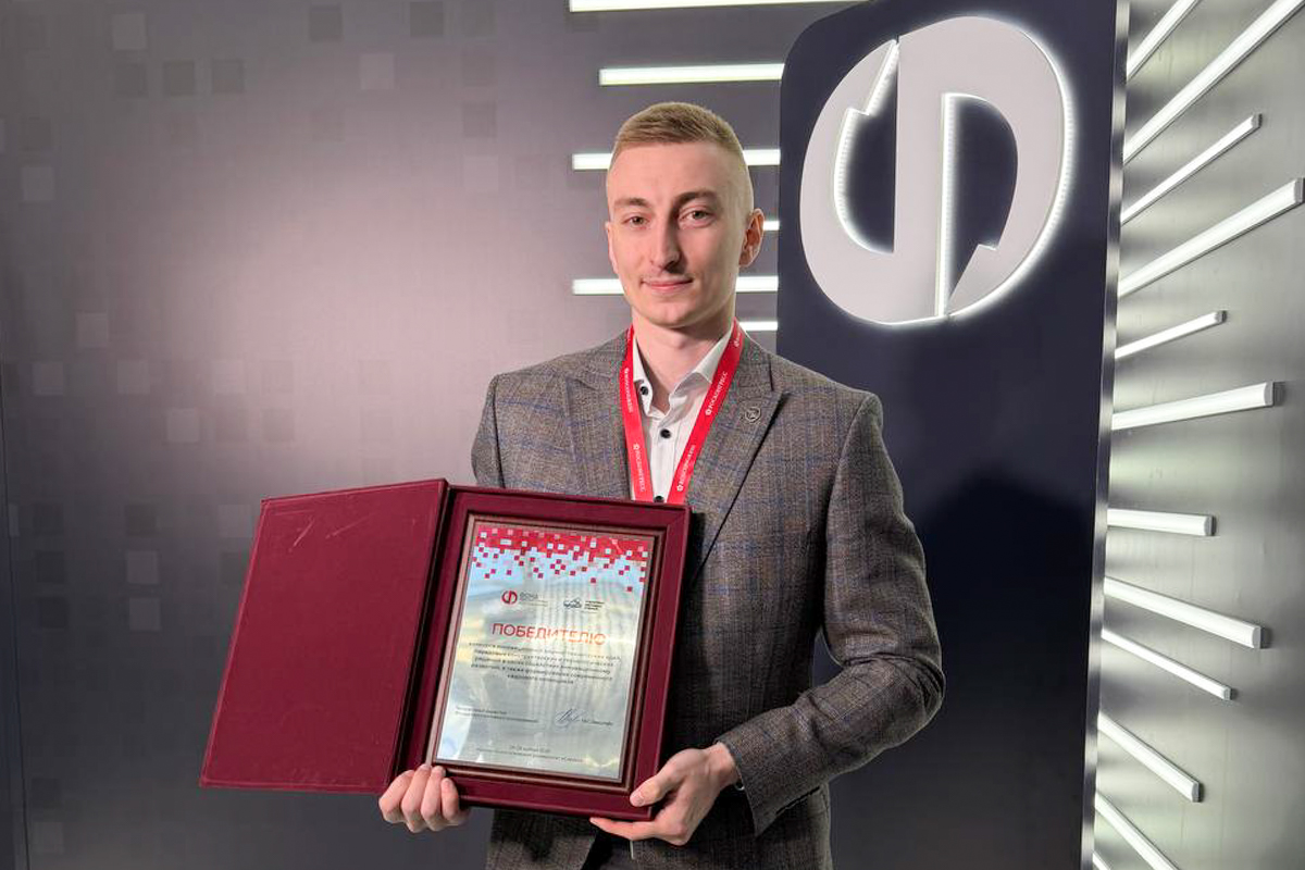 Антон Смирнов 