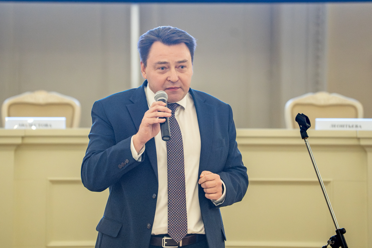 Заместитель руководителя Администрации губернатора Санкт‑Петербурга — председатель Комитета государственной службы и кадровой политики Администрации губернатора Санкт‑Петербурга Андрей Михайлов 