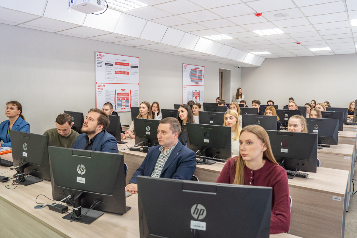 Специализированная учебная лаборатория цифровых технологий в логистике AXELOT LAB 