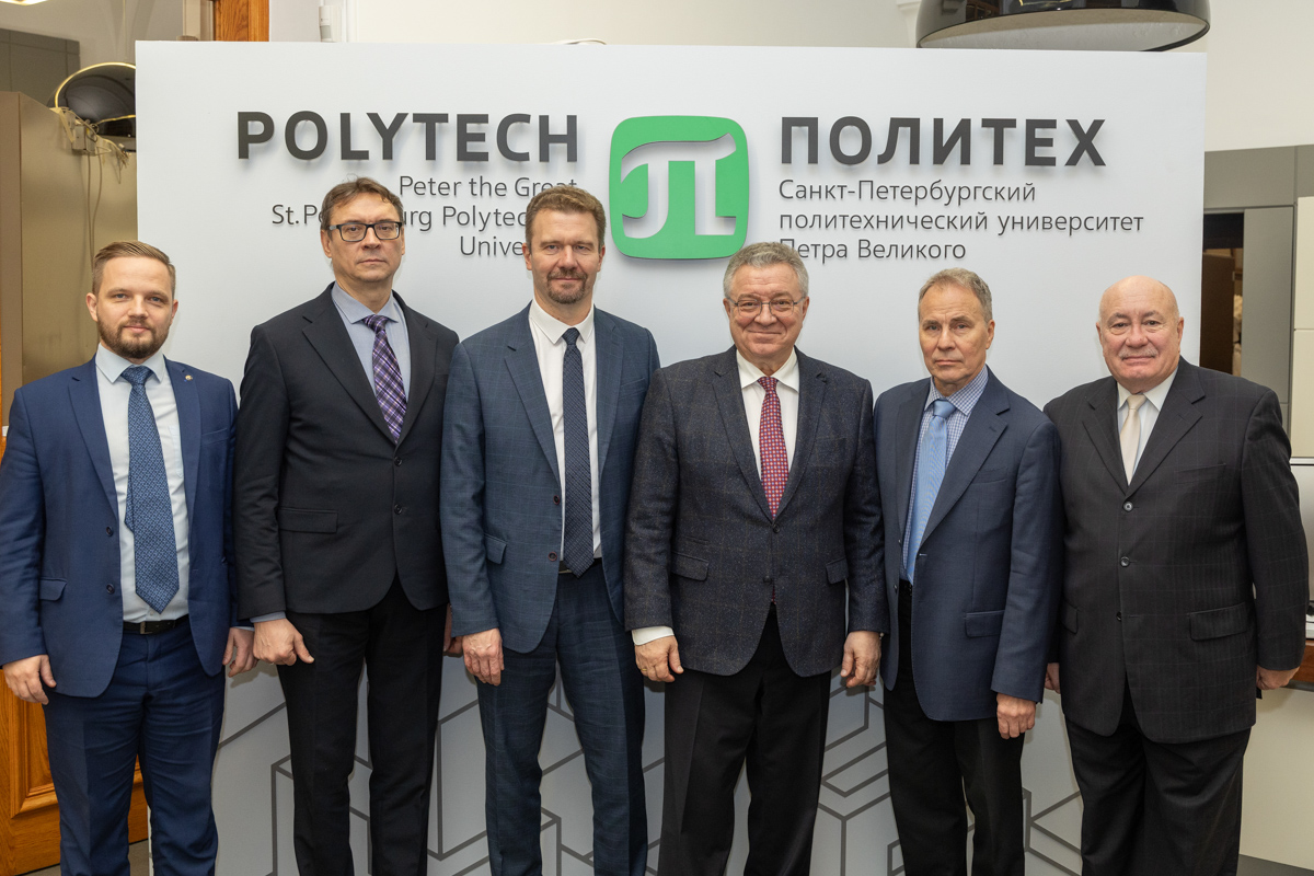 Подписание соглашения прошло во время официального визита представителей акционерного общества «Равенство» в Политехнический университет 