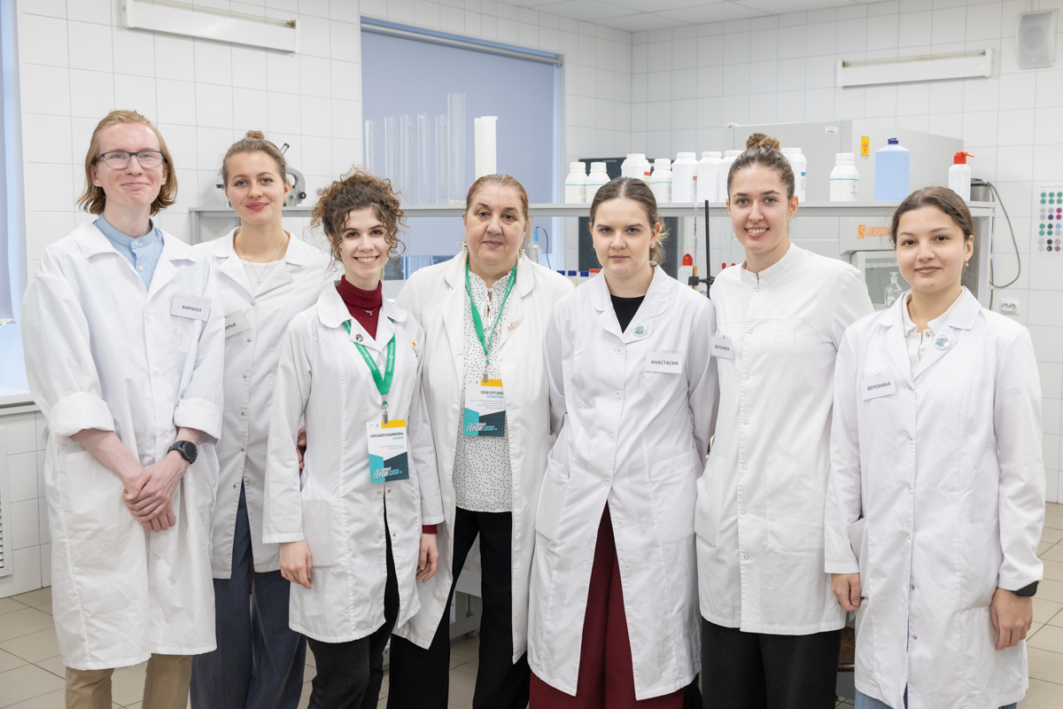 В Высшей школе биотехнологий и пищевых производств ИБСиБ прошёл кейс-турнир «Прикладная биотехнология» 