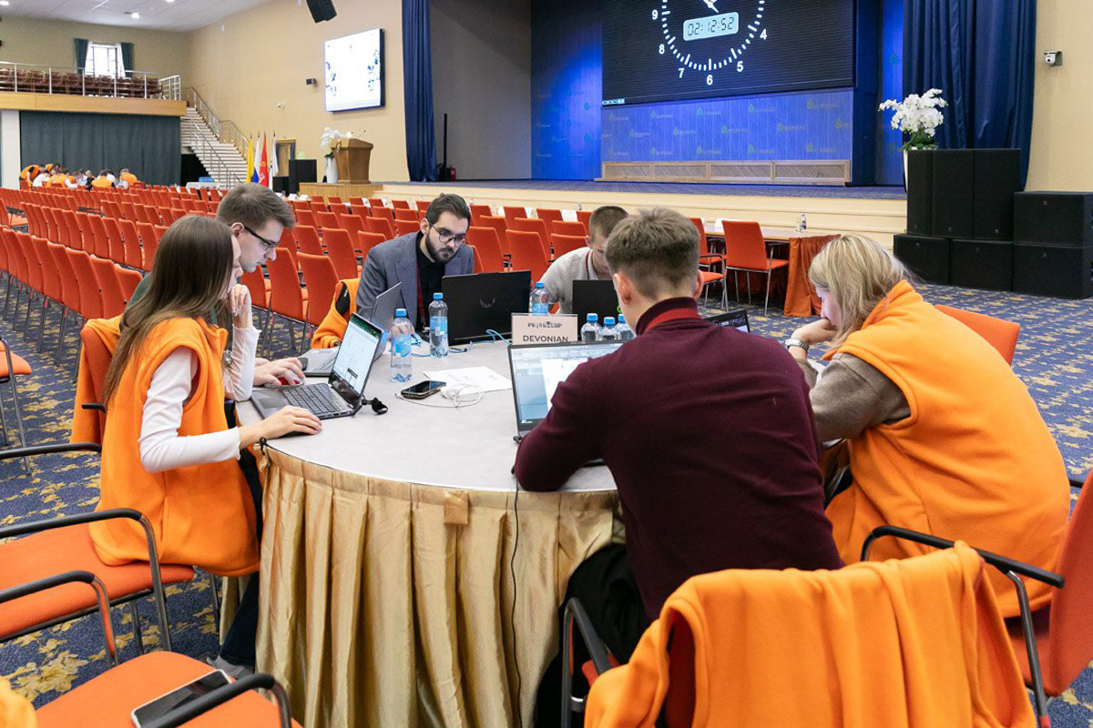 Международная студенческая олимпиада PetroCup — это новое направление в нефтегазовом образовании (фото: Student Olympics) 