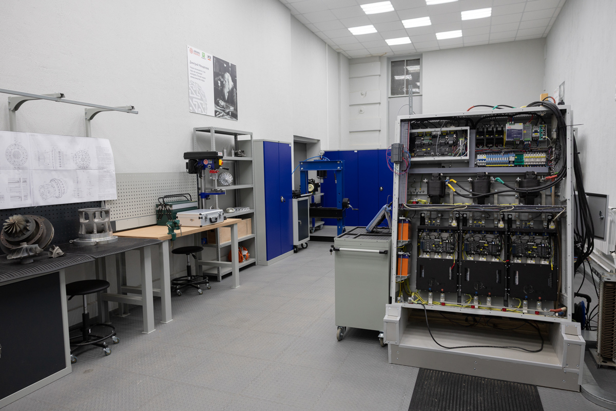 Лаборатория «Энергетических машин малой мощности в энергомашиностроении» 