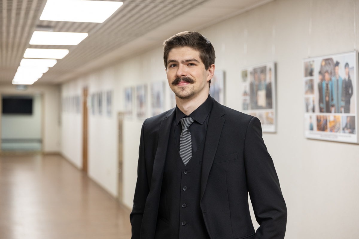 Даниил Порозов 