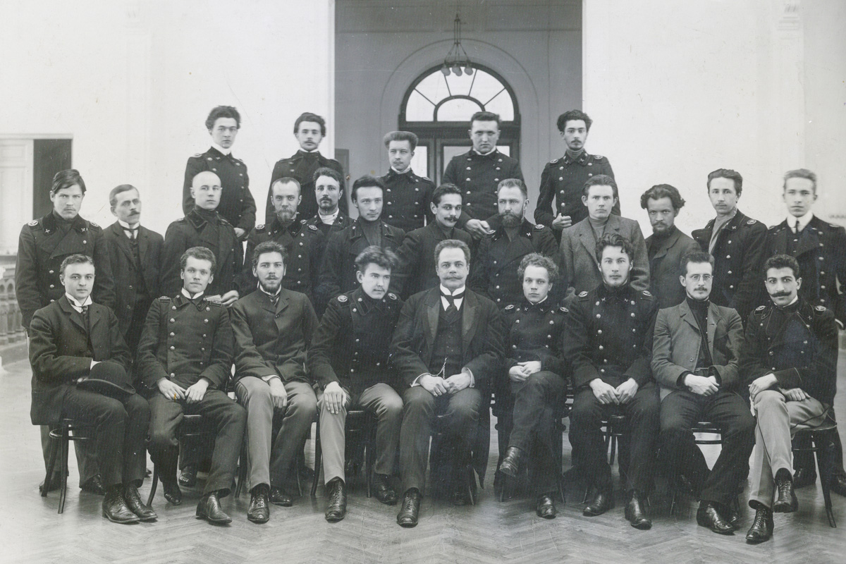 Андрей Гагарин со студентами Политеха 