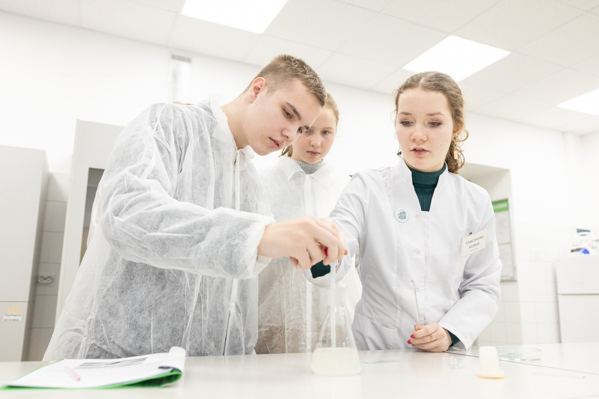 Студенты Политеха 