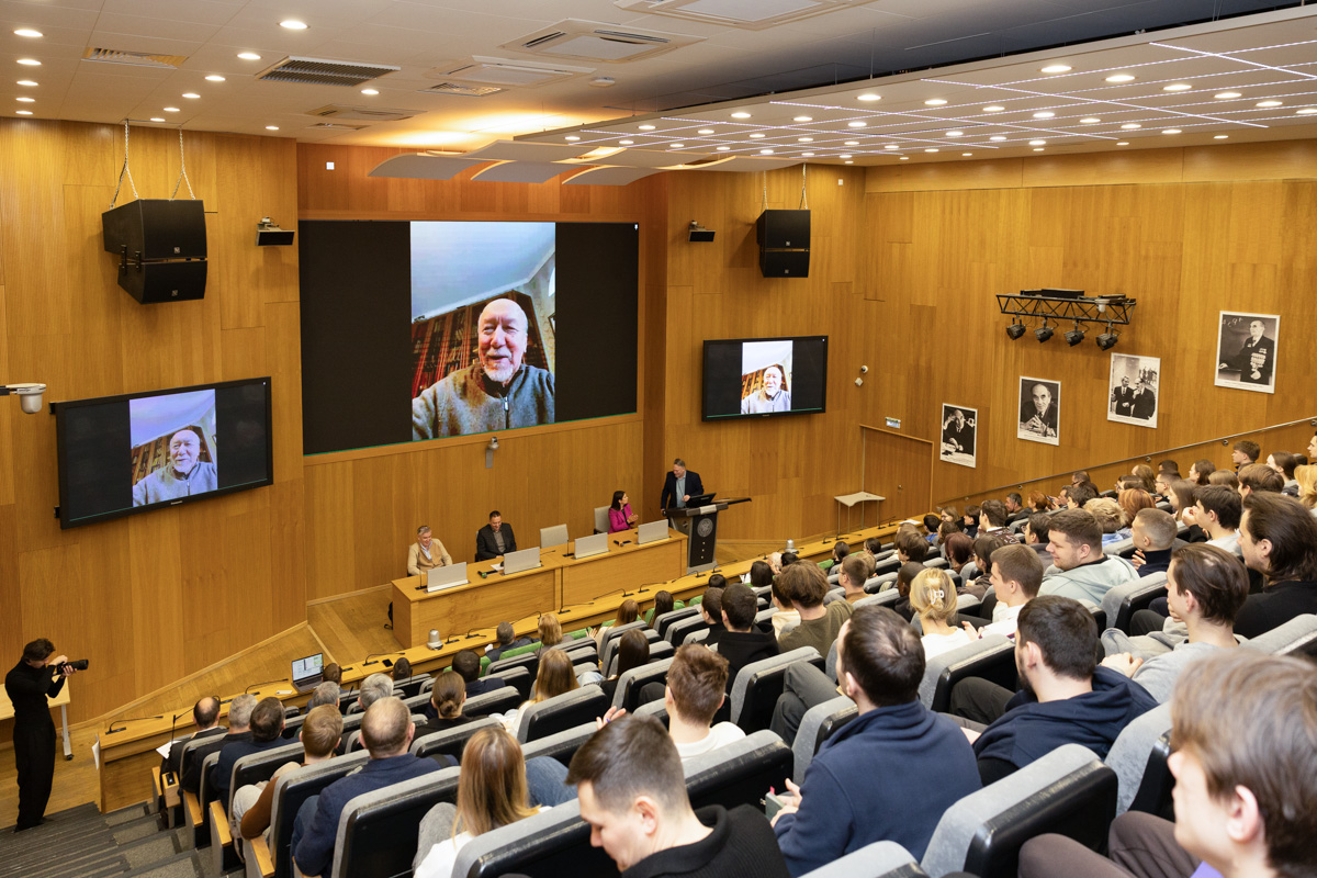 В рамках конференции также прошла научно-практическая сессия 