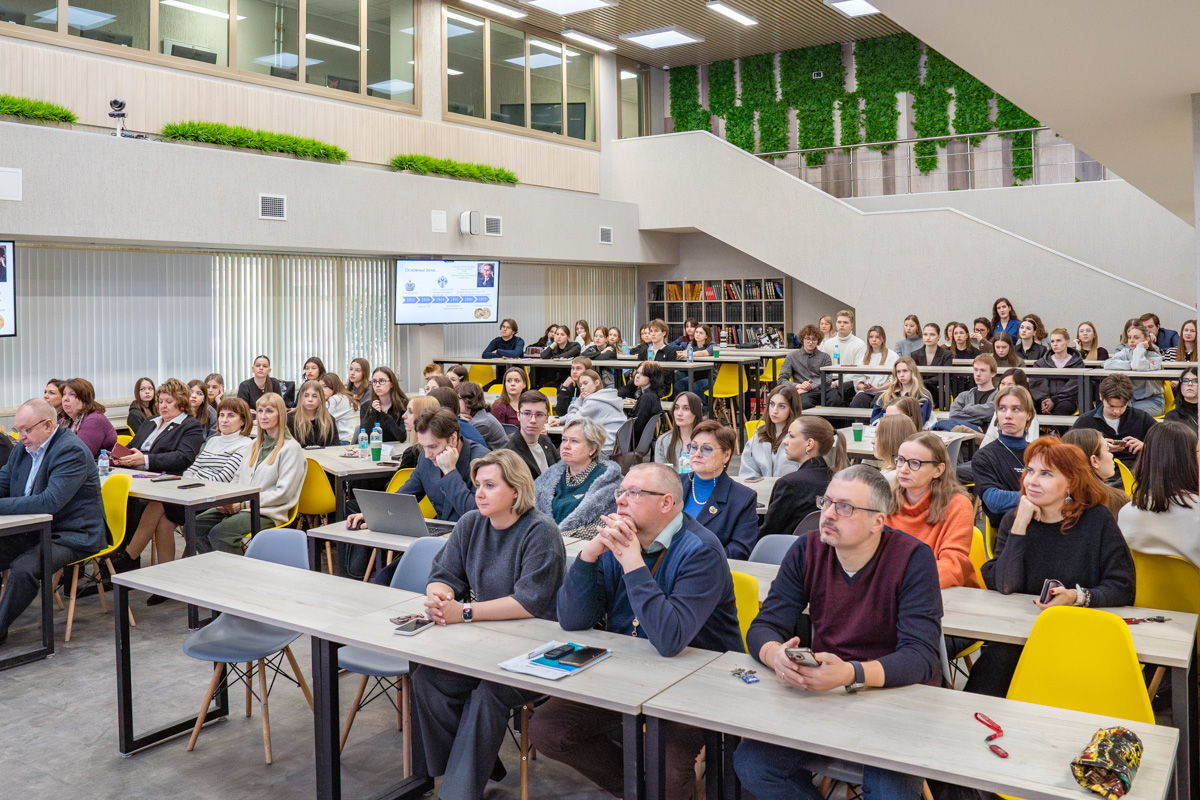 В ИПМЭиТ прошла Неделя науки 