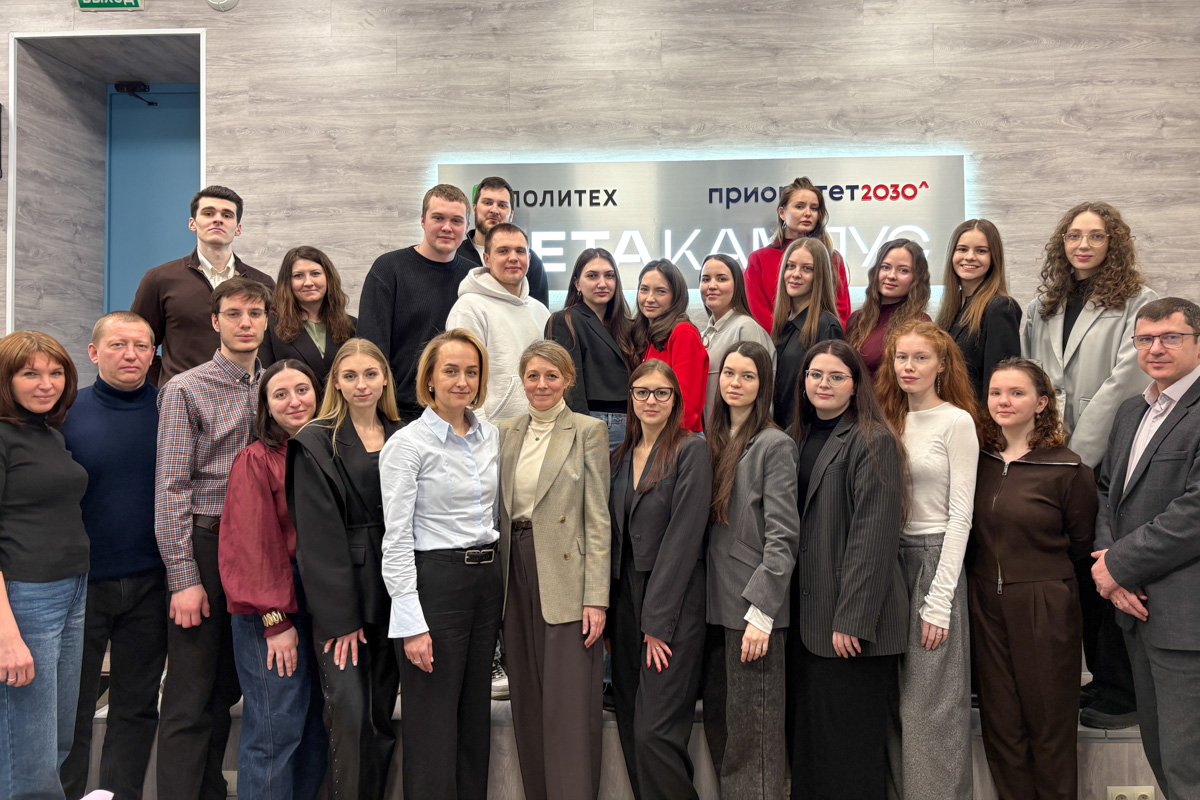 В ИСИ прошла защита выпускных аттестационных работ студентов, завершивших обучение по дополнительной программе профессиональной переподготовки «Реконструкция и реставрация зданий» 