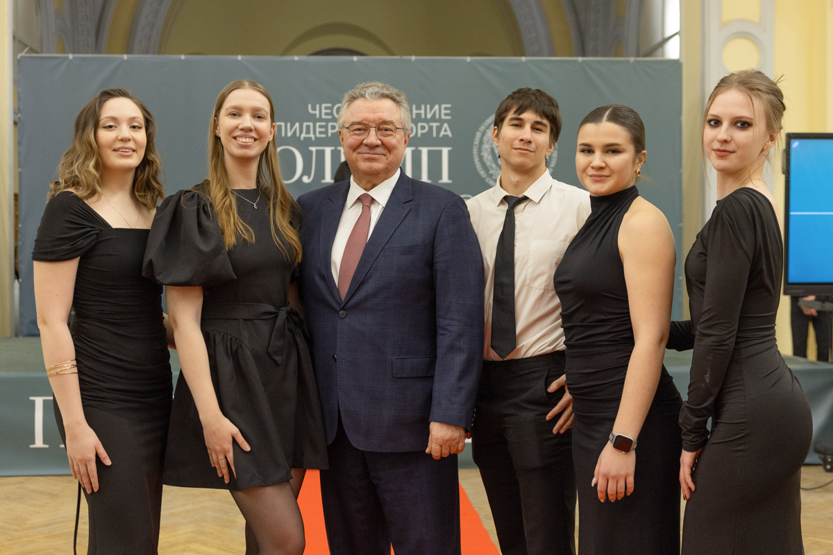 Андрей Рудской со спортсменами 