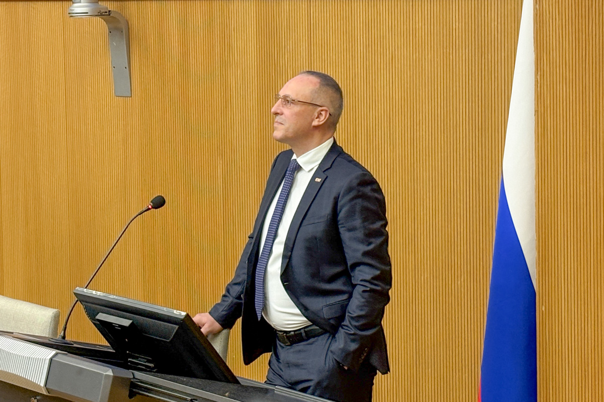 В Инженерно-строительном институте прошла открытая лекция директора по строительству холдинга Setl Group Виталия Ершова 