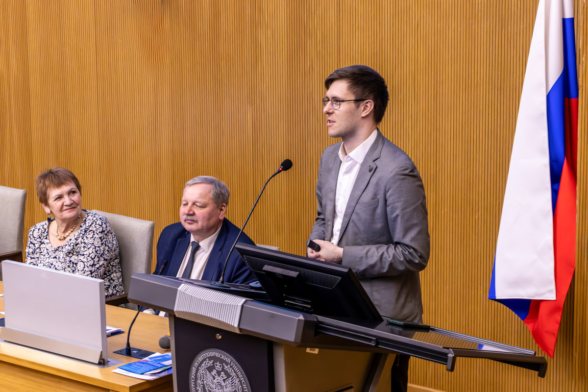 Директор Центра по работе с абитуриентами СПбПУ Артём Егупов