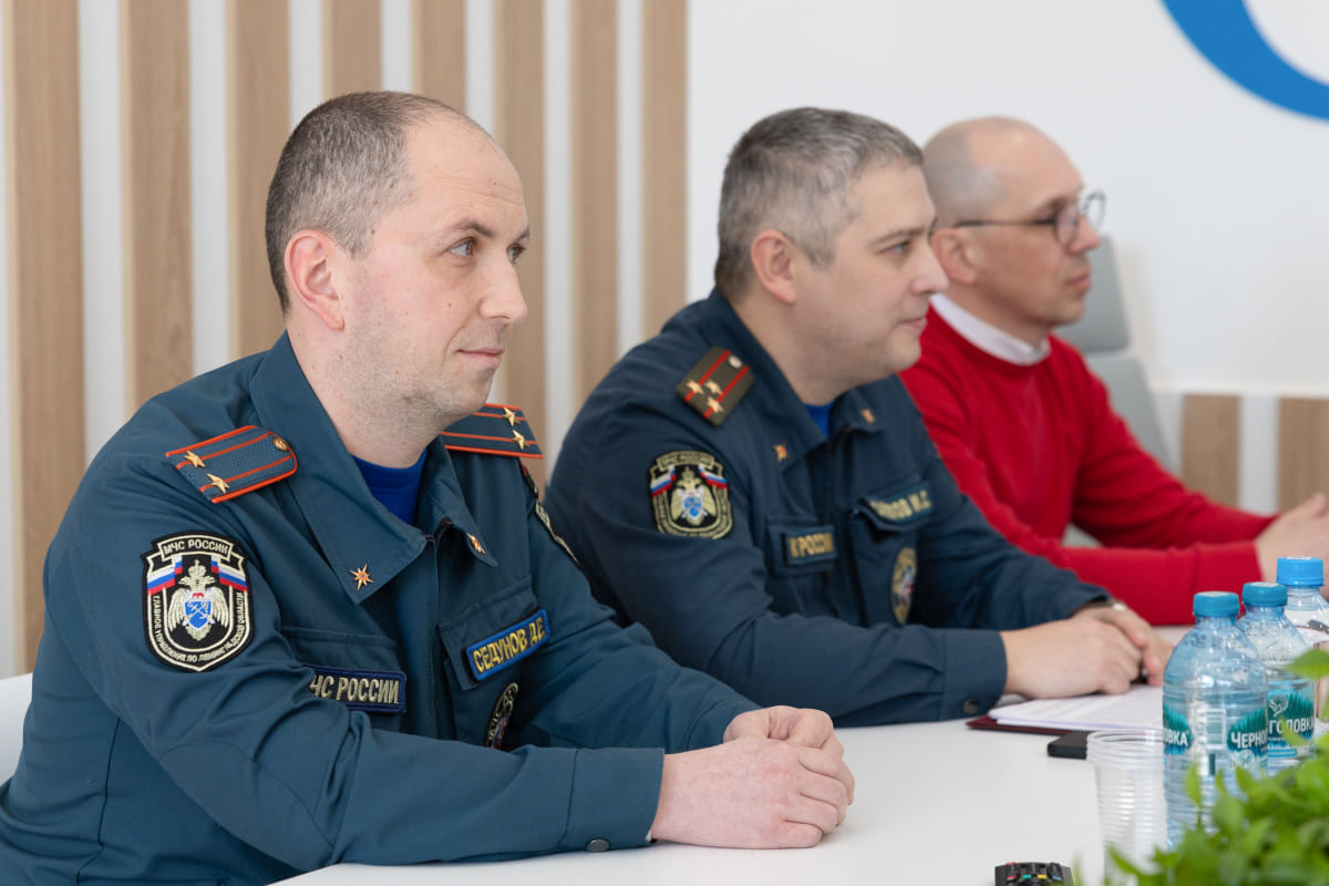 Основным событием программы стал круглый стол с участием представителей Главного управления МЧС России по Ленинградской области и отраслевых экспертов