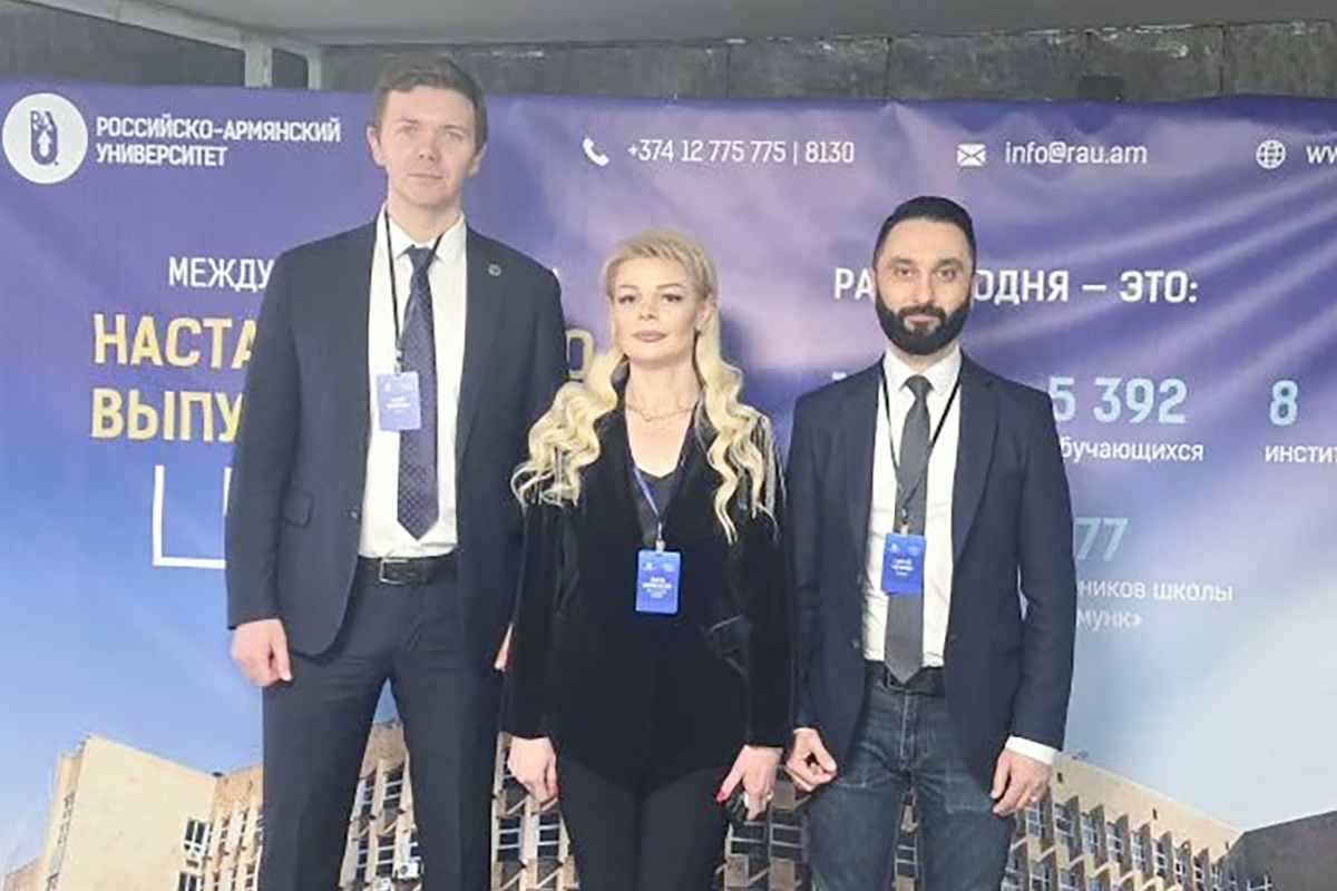 Политех представил опыт работы с выпускниками