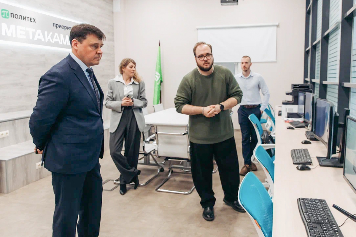 Денис Удод также посетил лабораторию «МетаКампус Политех»
