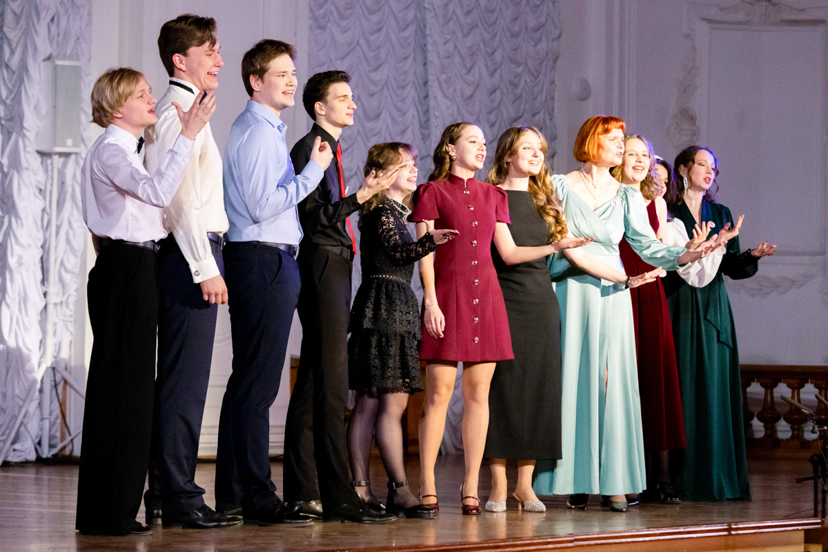 За 55 лет история театра «Глагол» наполнилась многими легендами, традициями, символами