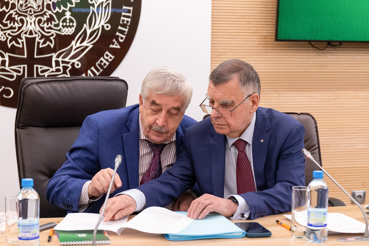 Руководитель Дирекции довузовского образования и привлечения талантов Николай Снегирев 