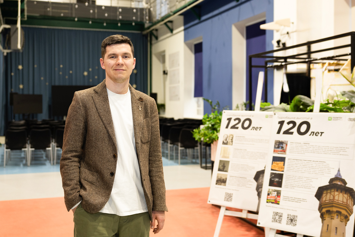 Иван Хламов 